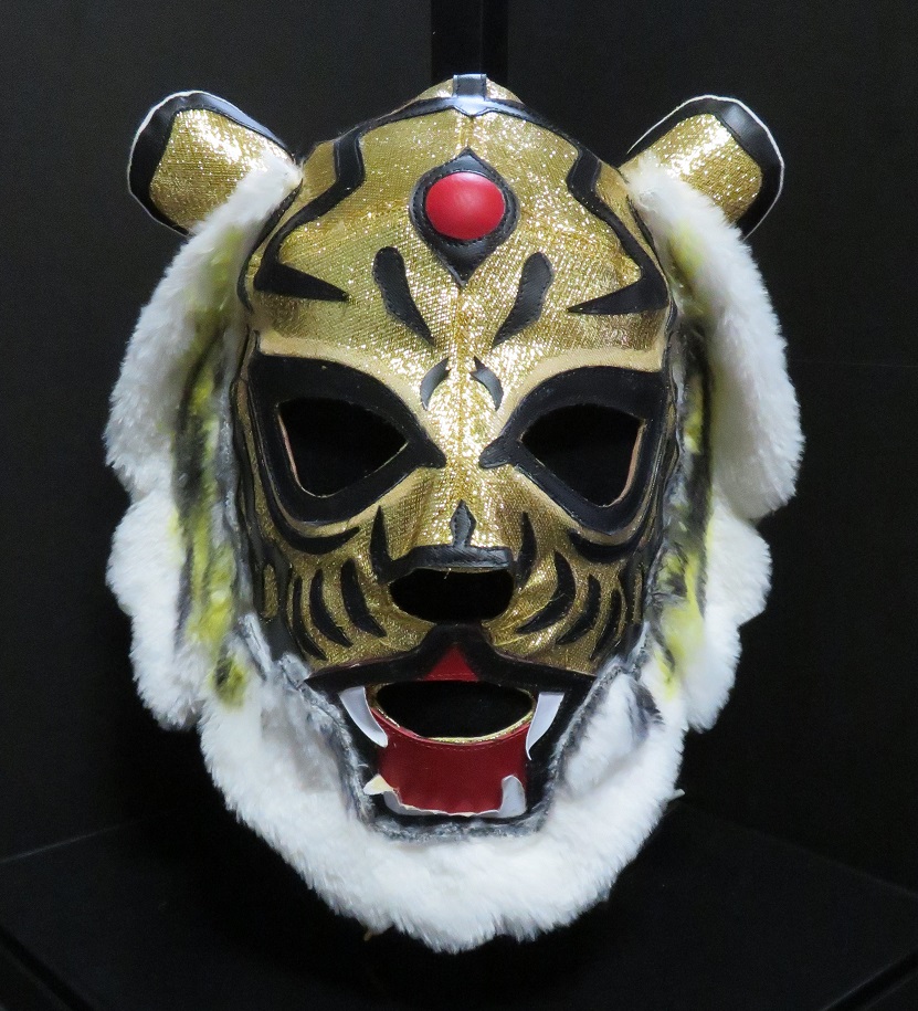 最終価格タイガーマスク 牙付き2号 暑苦しく